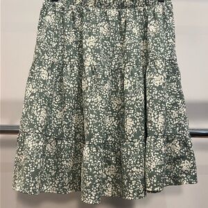 Mi Ami Green and White A-Line Skirt